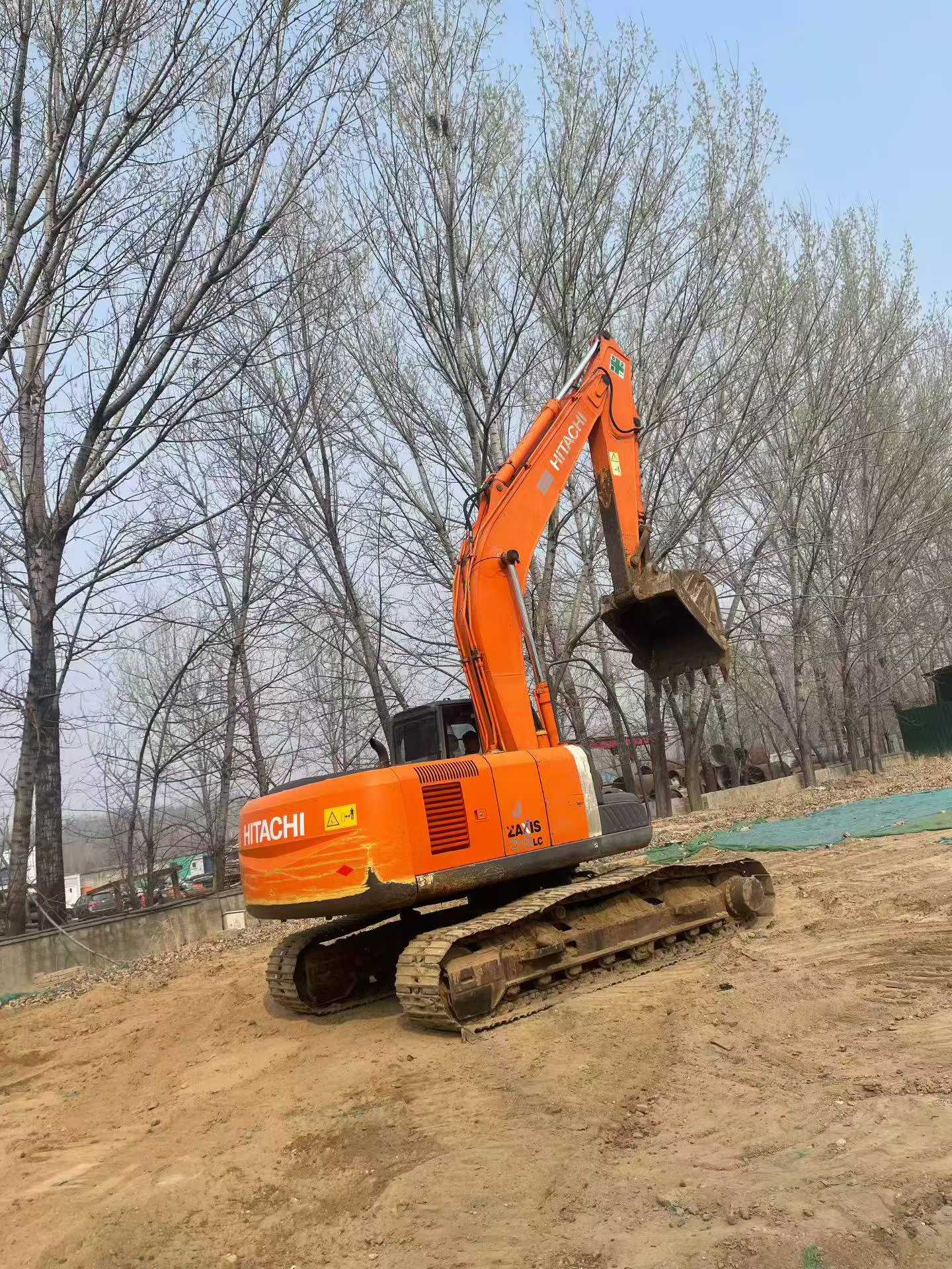Buy Hitachi EX210LC Used Excavator / 3