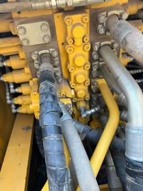 Buy Komatsu PC200 Used Excavator / 6 Buy Komatsu PC200 Used Excavator / 6