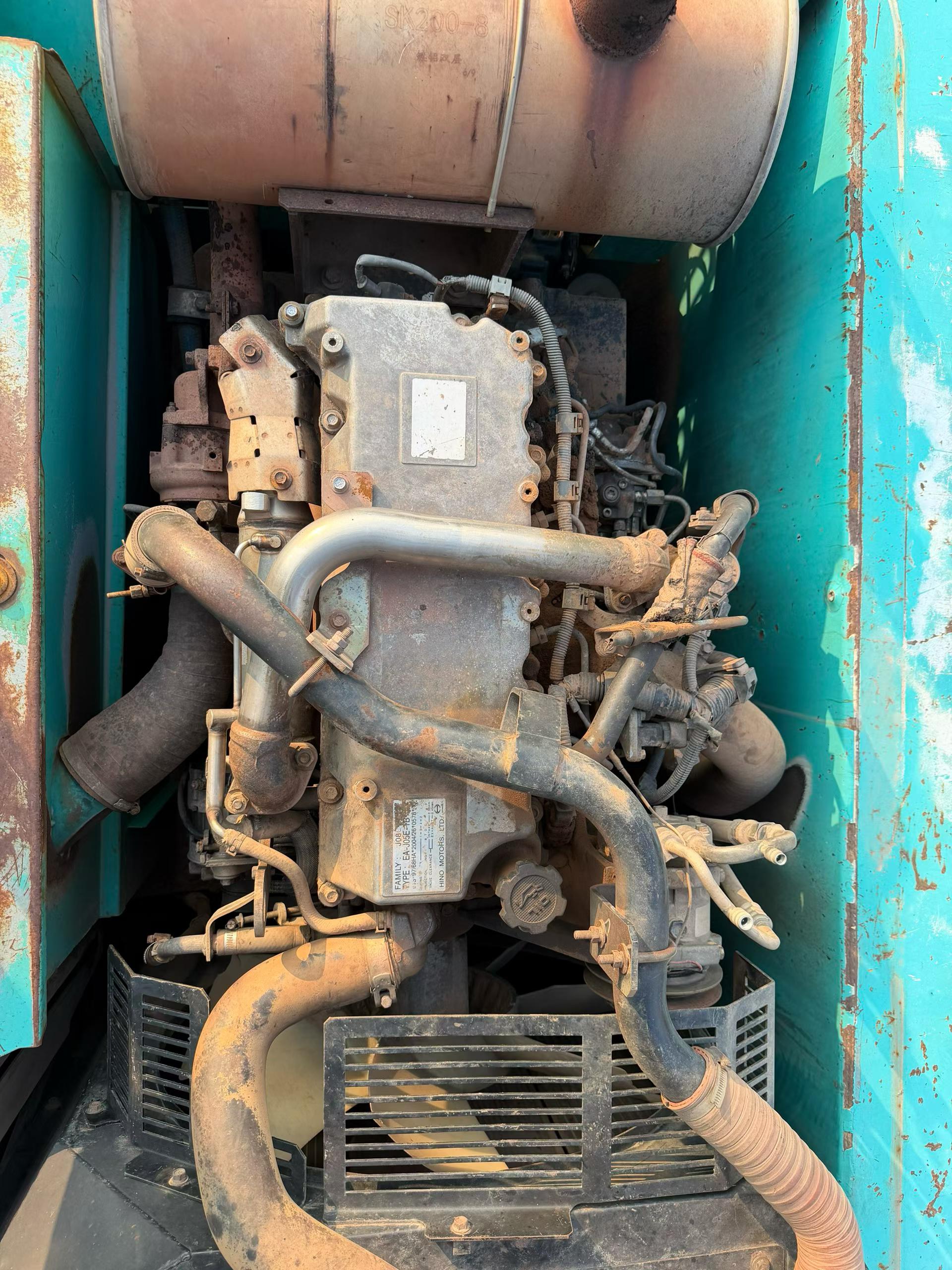 Buy Kobelco SK260 Used Excavator / 5
