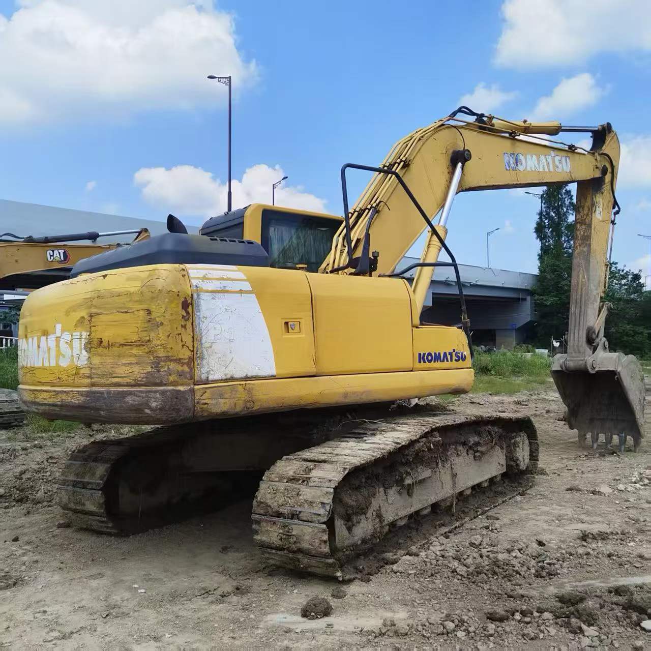 Buy Komatsu PC200-8 Used Excavator / 3