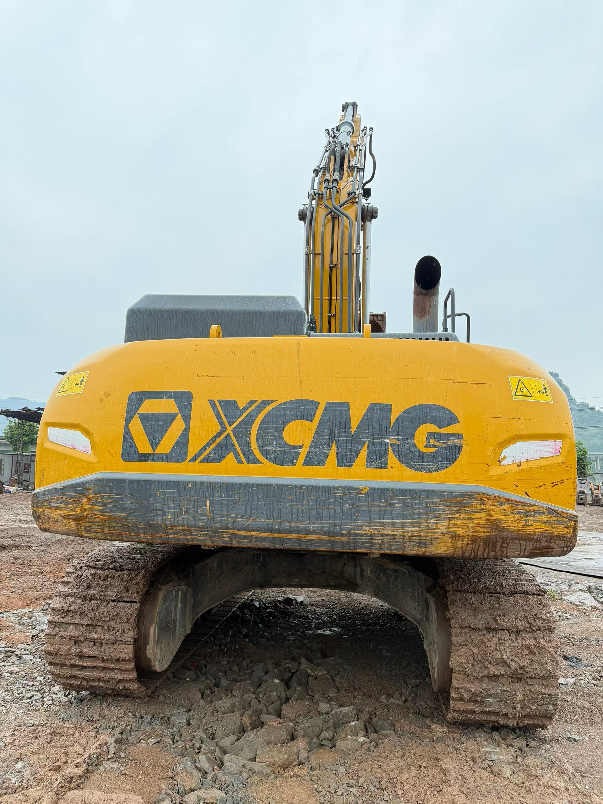 Buy XCMG XE335DK Used Excavator / 3