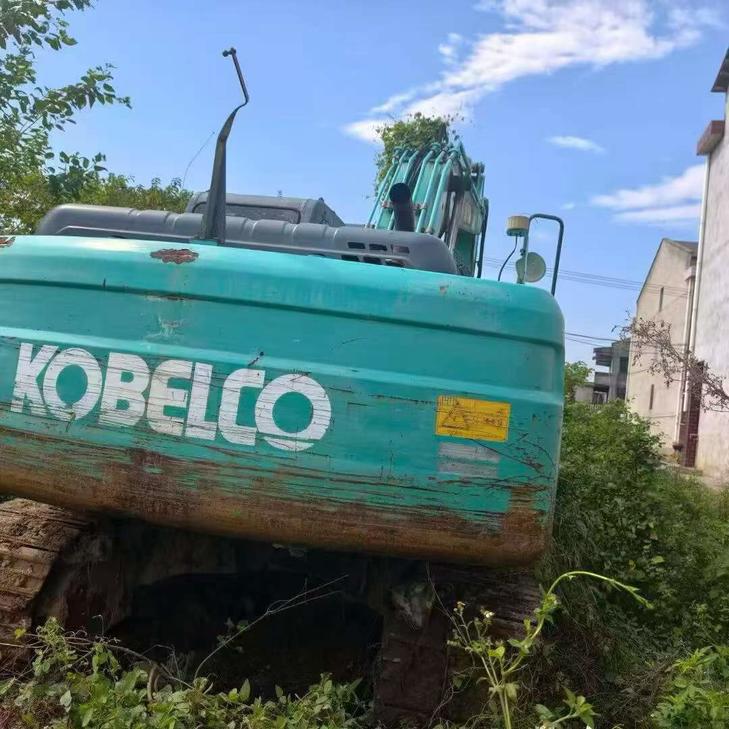 Buy Kobelco SK200-2 Used Excavator / 1