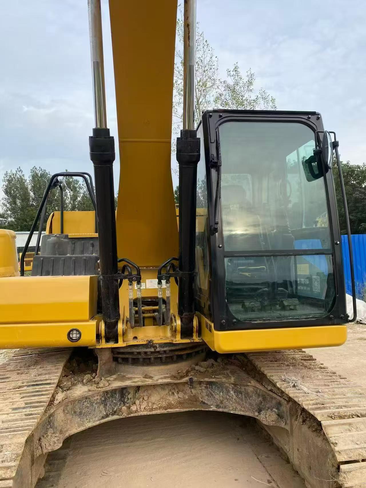 Buy Caterpillar 320GC Used Excavator / 9