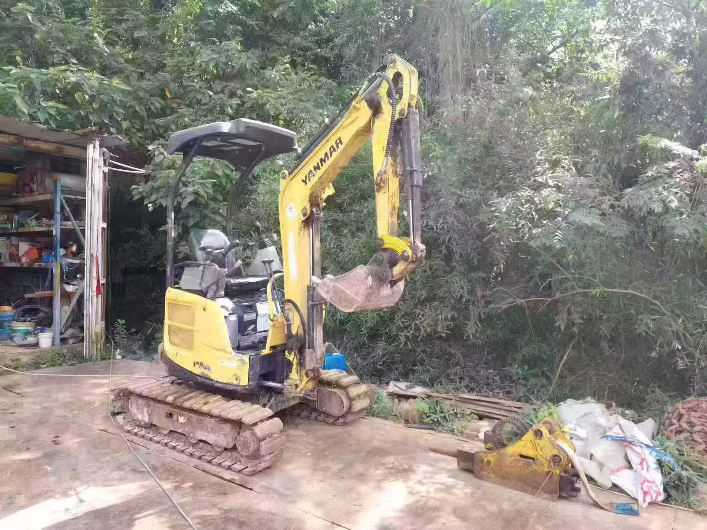 Buy Yanmar Vio17 Used Excavator / 3