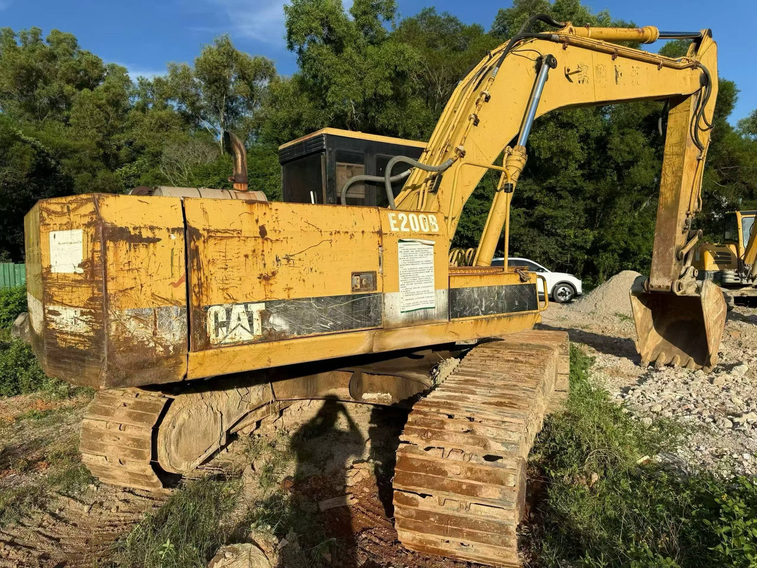 Buy Caterpillar E200B Used Excavator / 4