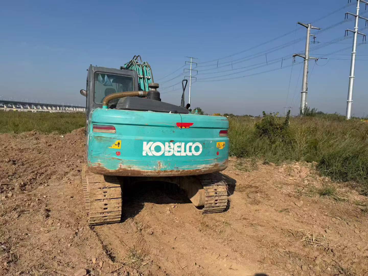 Buy Kobelco SK130 Used Excavator / 3
