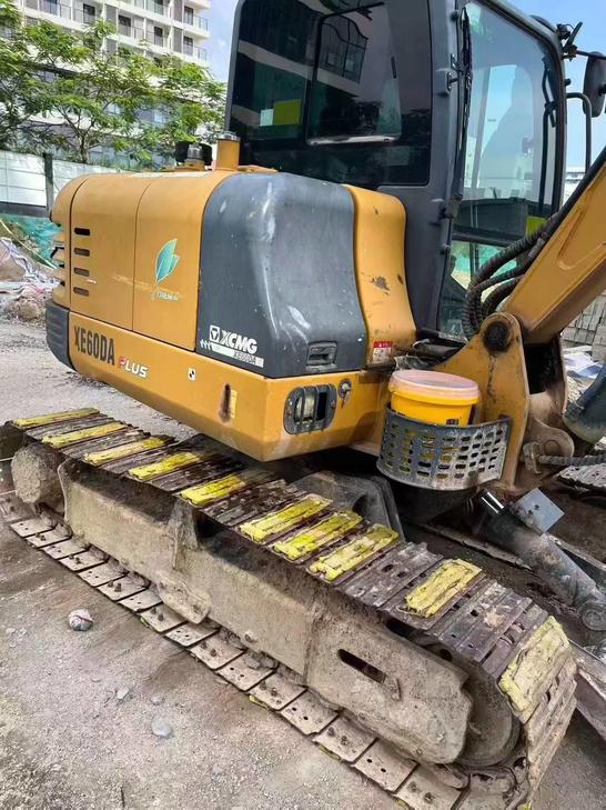 Buy XCMG XE60 Used Excavator / 1