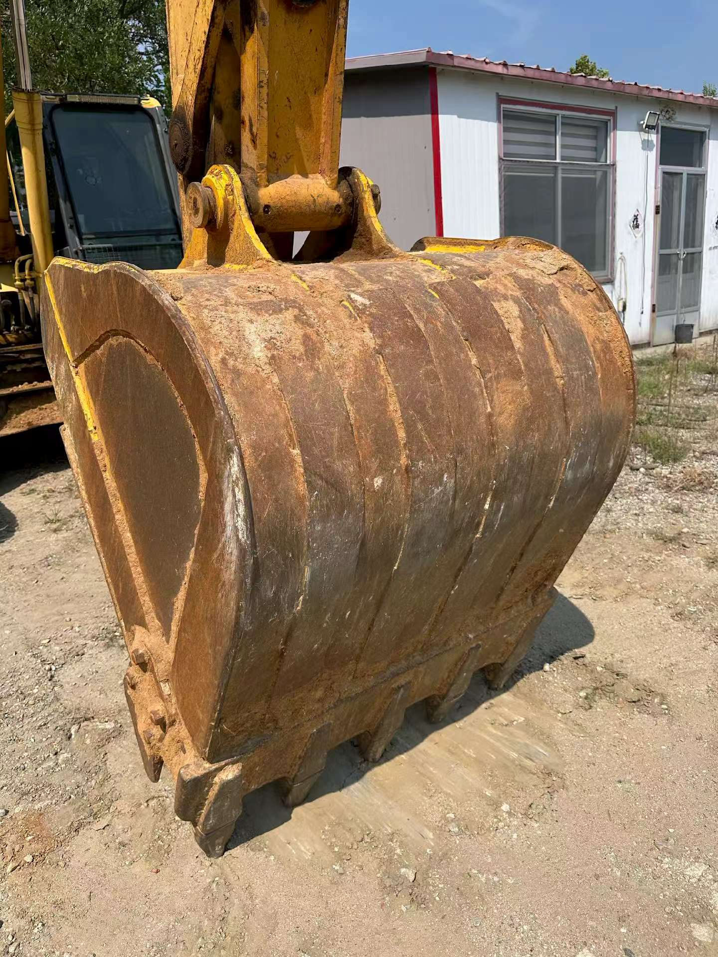 Buy Komatsu PC240-6 Used Excavator / 9