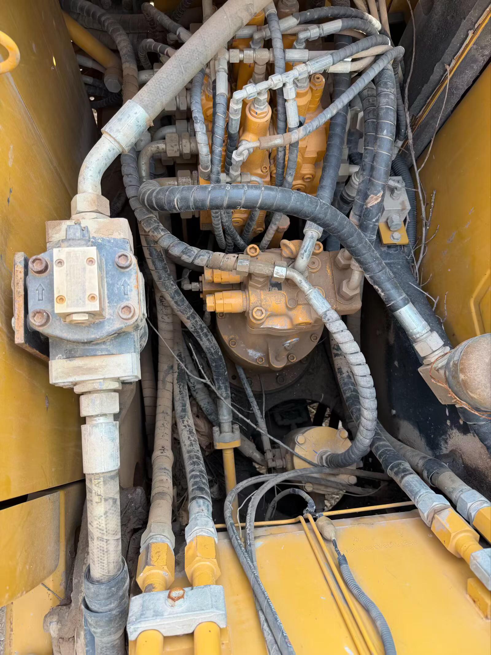 Buy Sany SY135 Used Excavator / 3