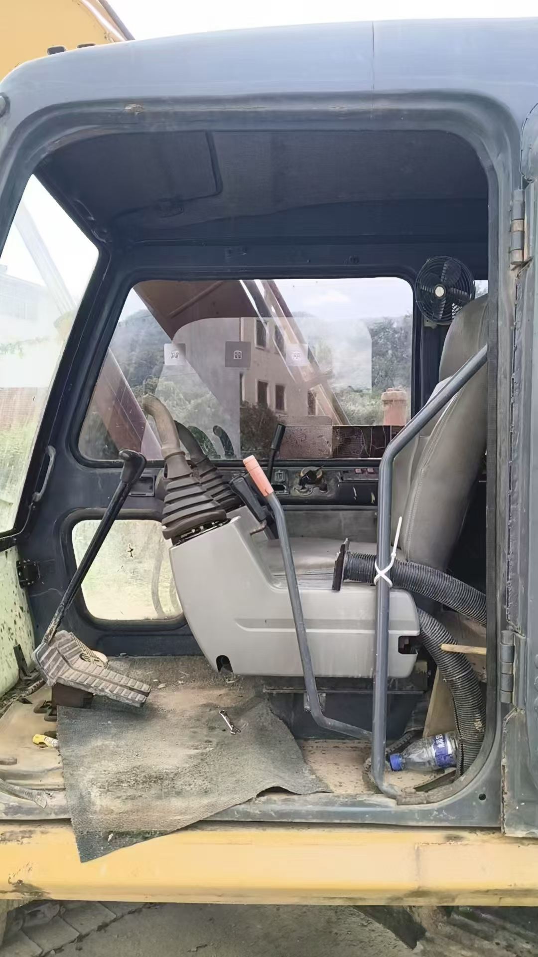 Buy Kato HD307 Used Excavator / 6