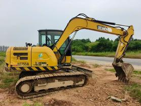 Buy XCMG XE75C Used Excavator / 2 Buy XCMG XE75C Used Excavator / 2