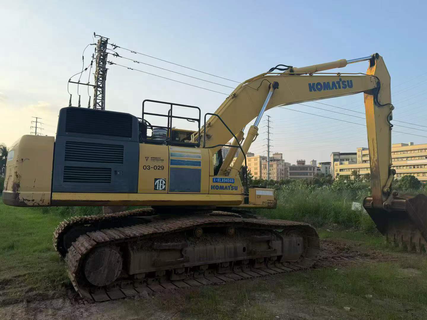 Buy Komatsu PC450-10 Used Excavator / 2