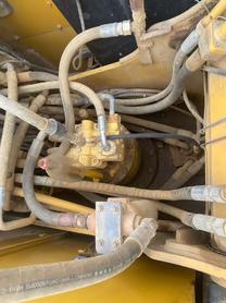 Buy Caterpillar 320D Used Excavator / 4 Buy Caterpillar 320D Used Excavator / 4