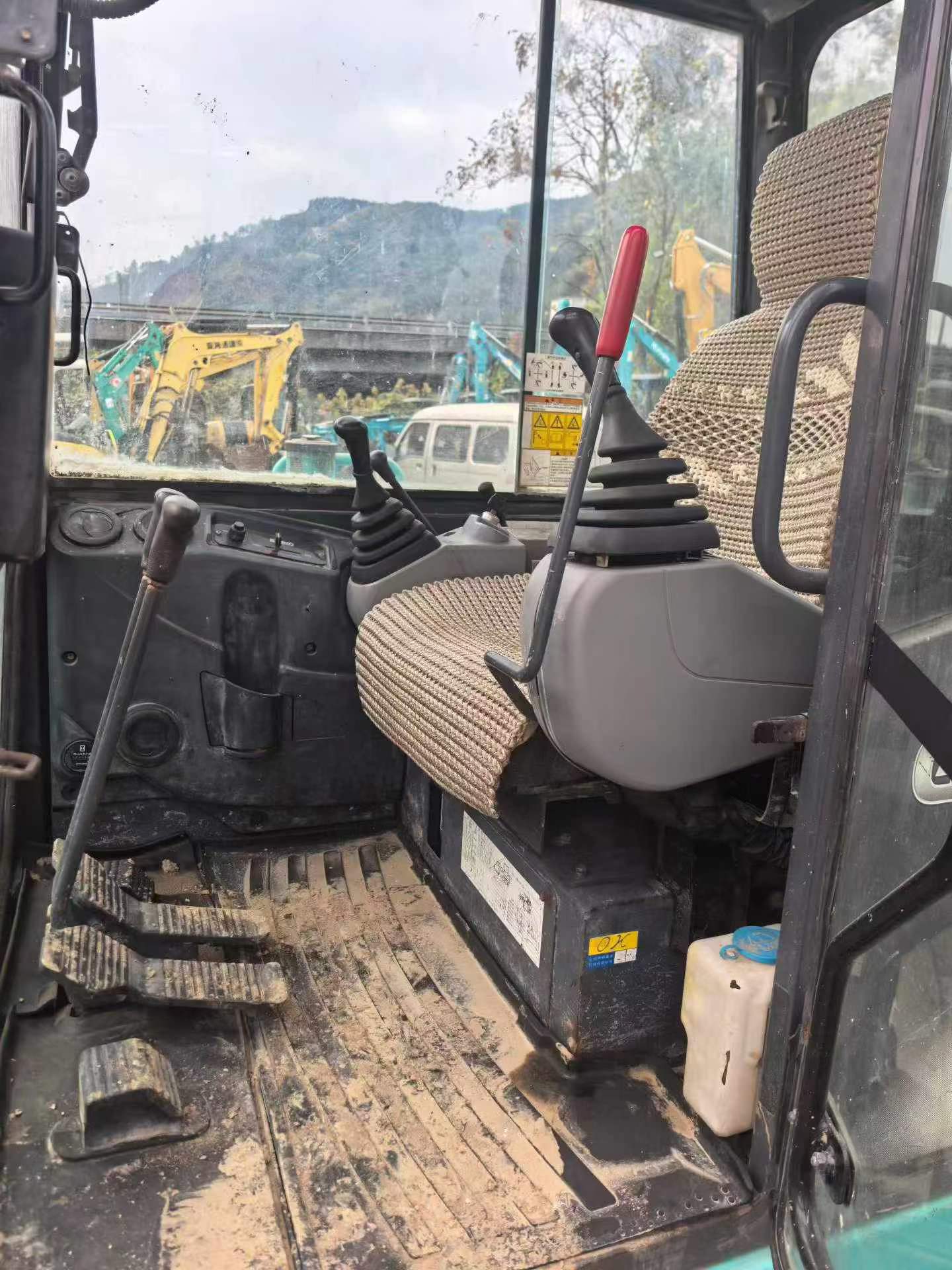 Buy Kobelco SK20SR Used Excavator / 4