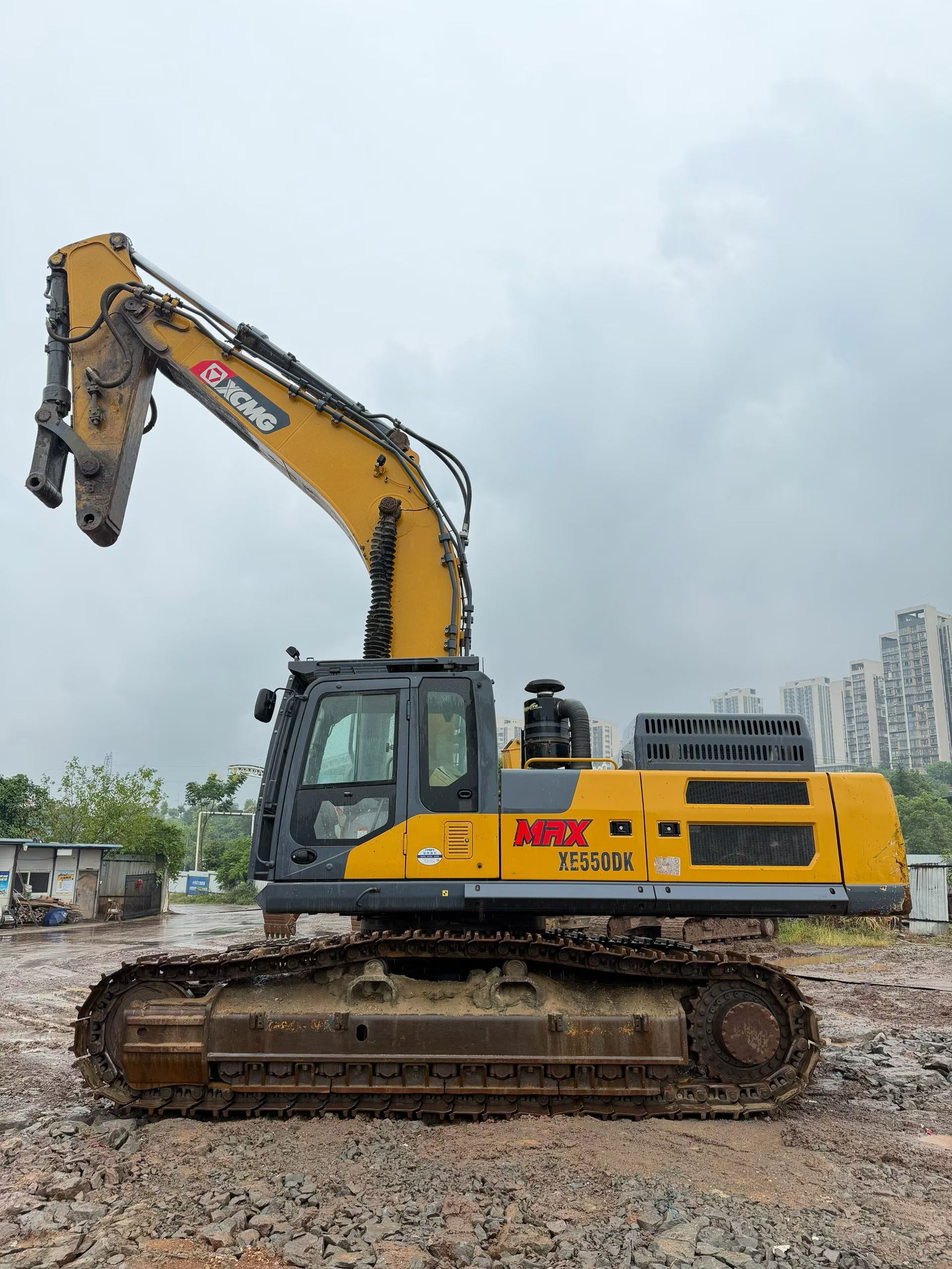 Buy XCMG XE550DK Used Excavator / 2