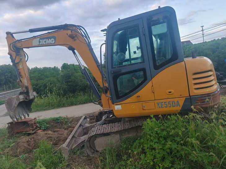 Buy XCMG XE55D Used Excavator / 1