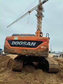 Buy Doosan DH215-7 Used Excavator / 9 Buy Doosan DH215-7 Used Excavator / 9