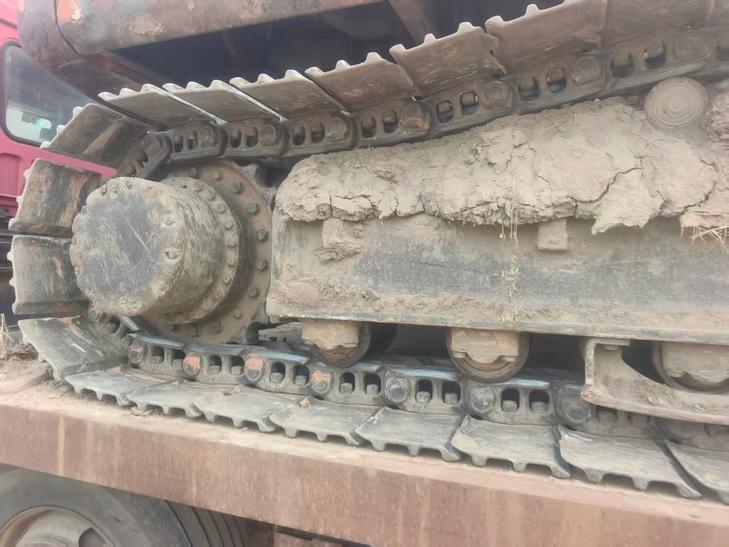 Buy Hitachi EX200-3 Used Excavator / 1