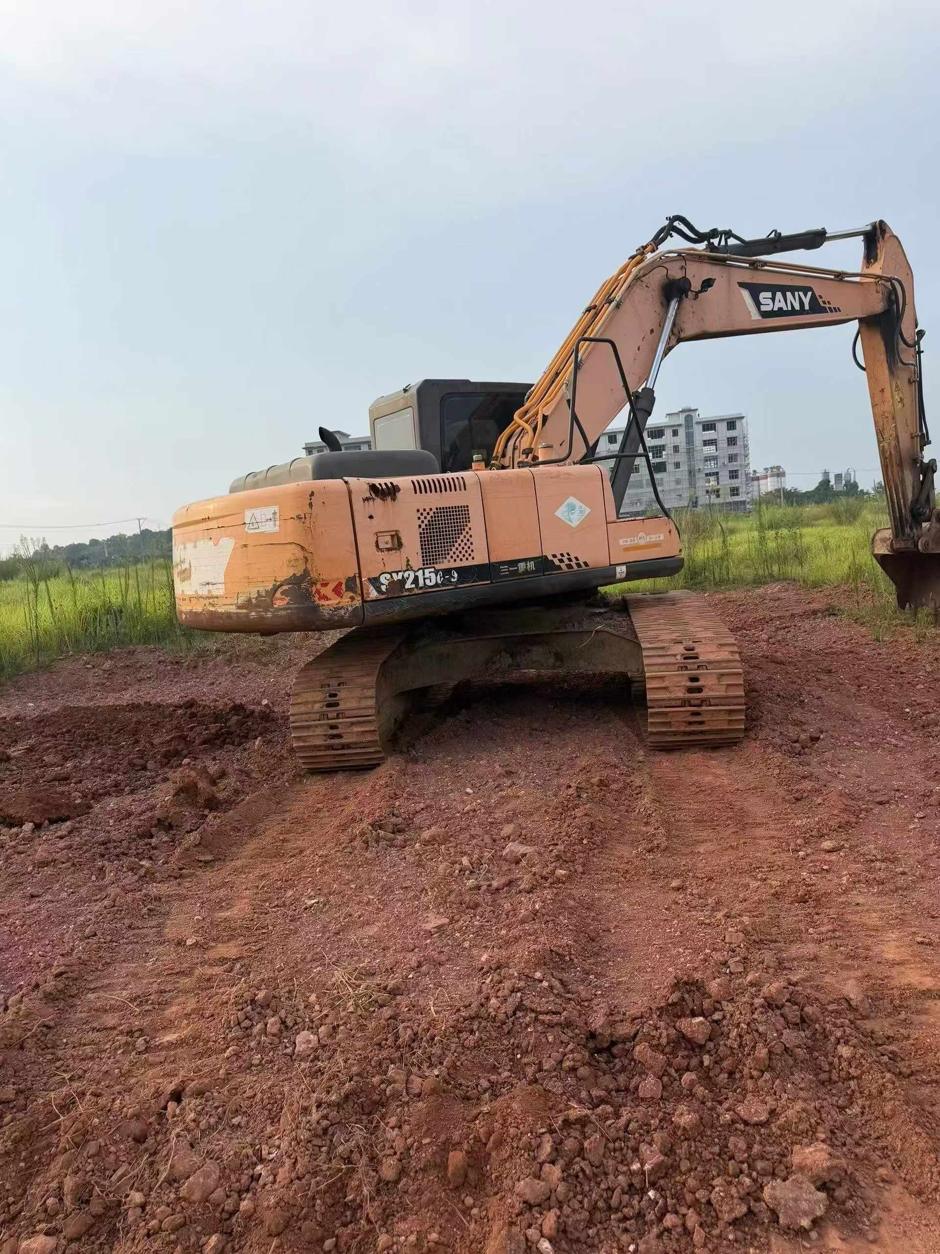 Buy Sany SY215C-8 Used Excavator / 3