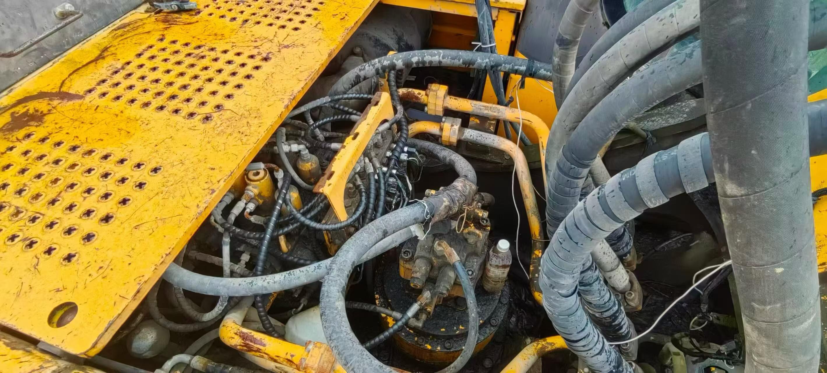 Buy Sany SY385C Used Excavator / 5