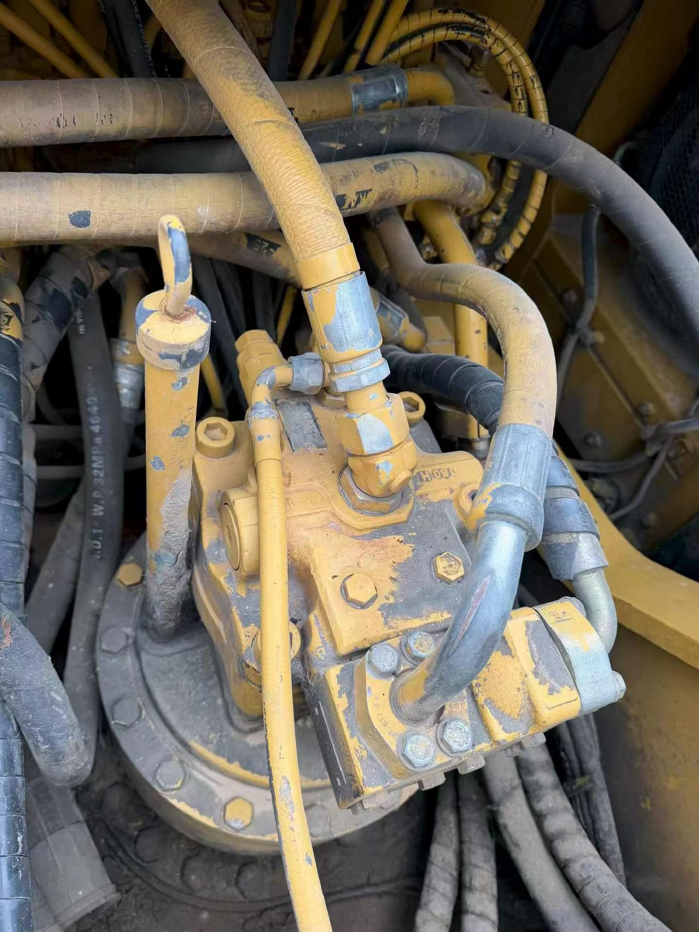 Buy Caterpillar 329D Used Excavator / 4