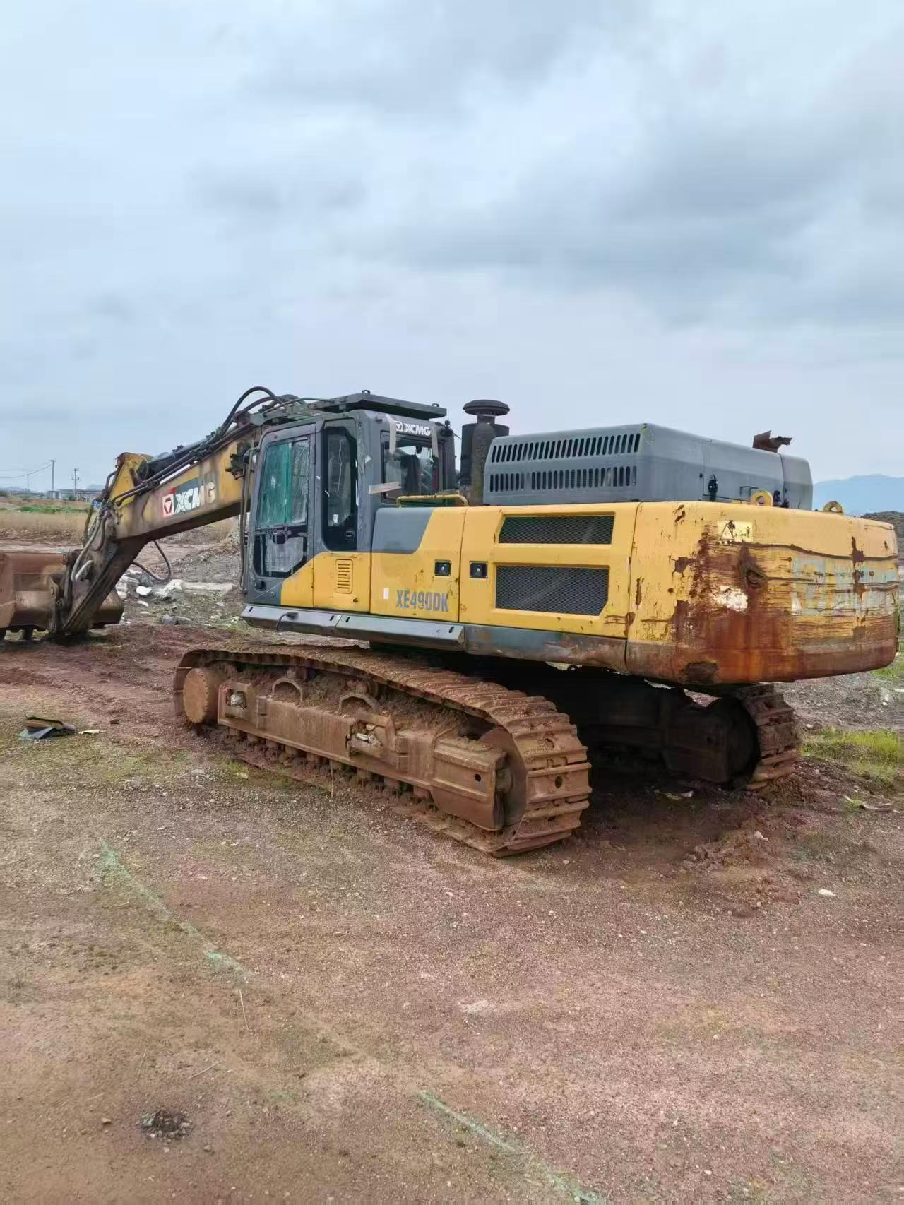 Buy XCMG XE490D Used Excavator / 8