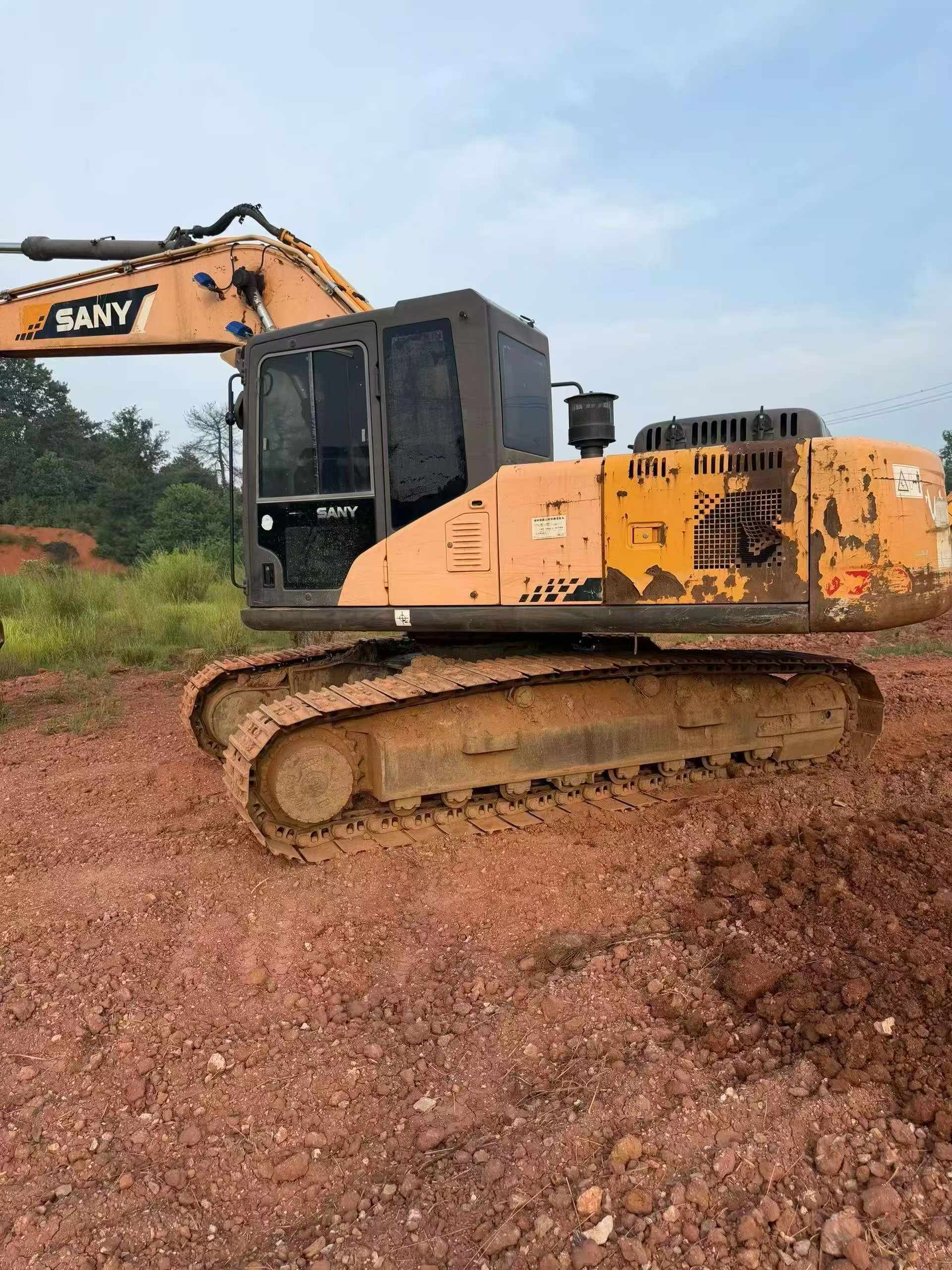 Buy Sany SY215C-8 Used Excavator / 4