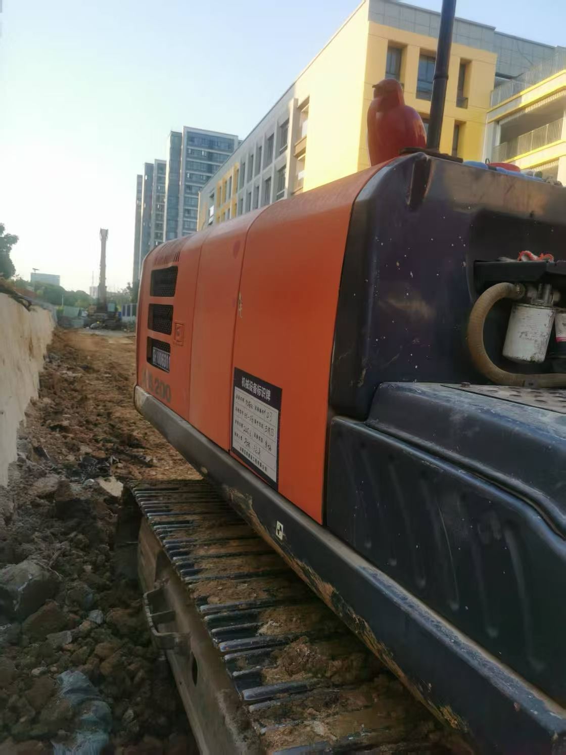 Buy Hitachi ZX200-5G Used Excavator / 9
