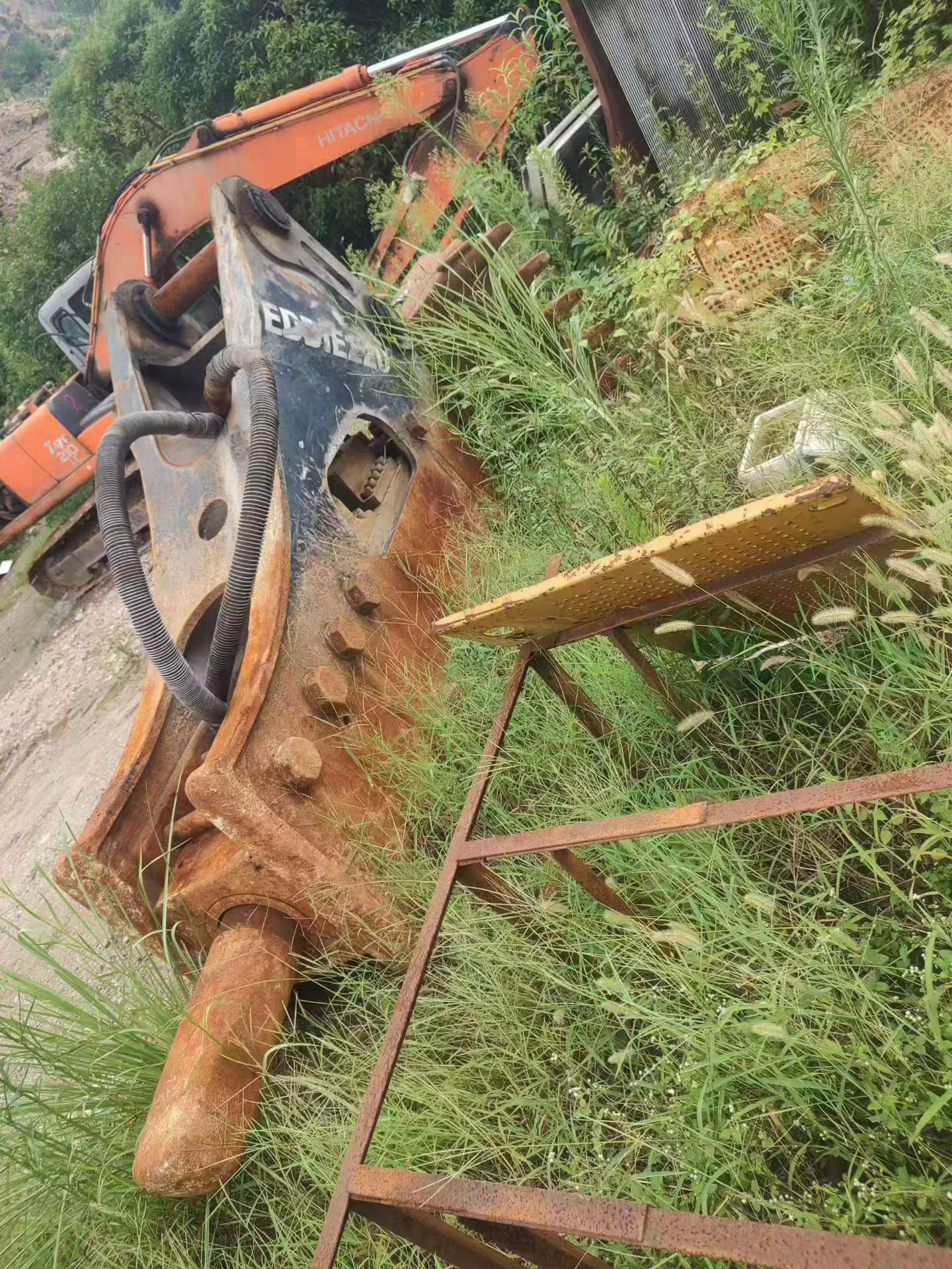 Buy Caterpillar 365B Used Excavator / 9