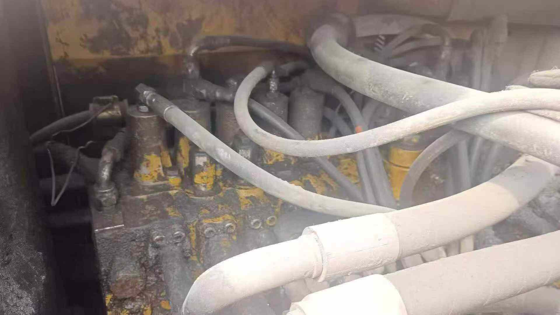 Buy Caterpillar 320D Used Excavator / 5