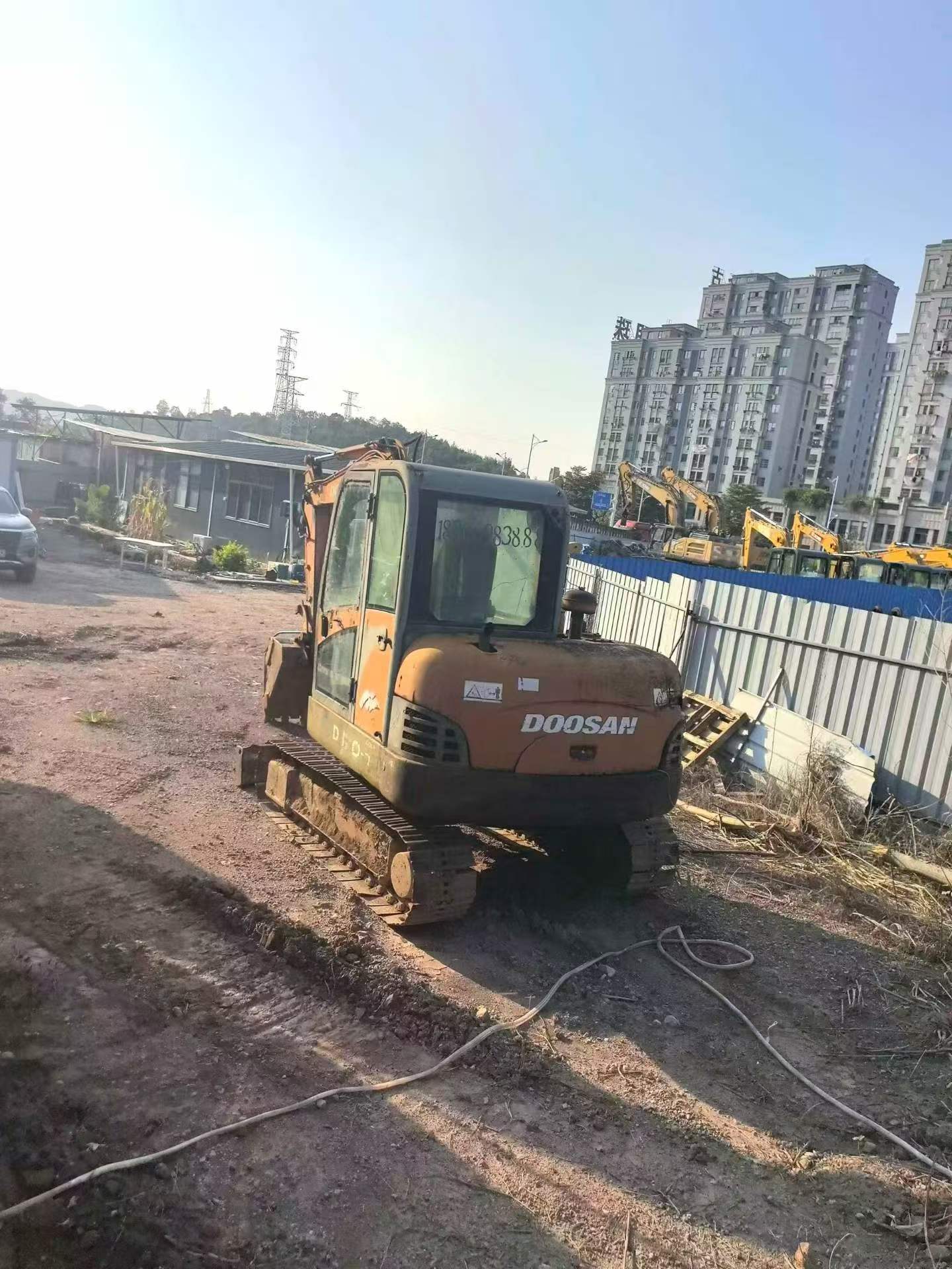 Buy Doosan DH60-7 Used Excavator / 2