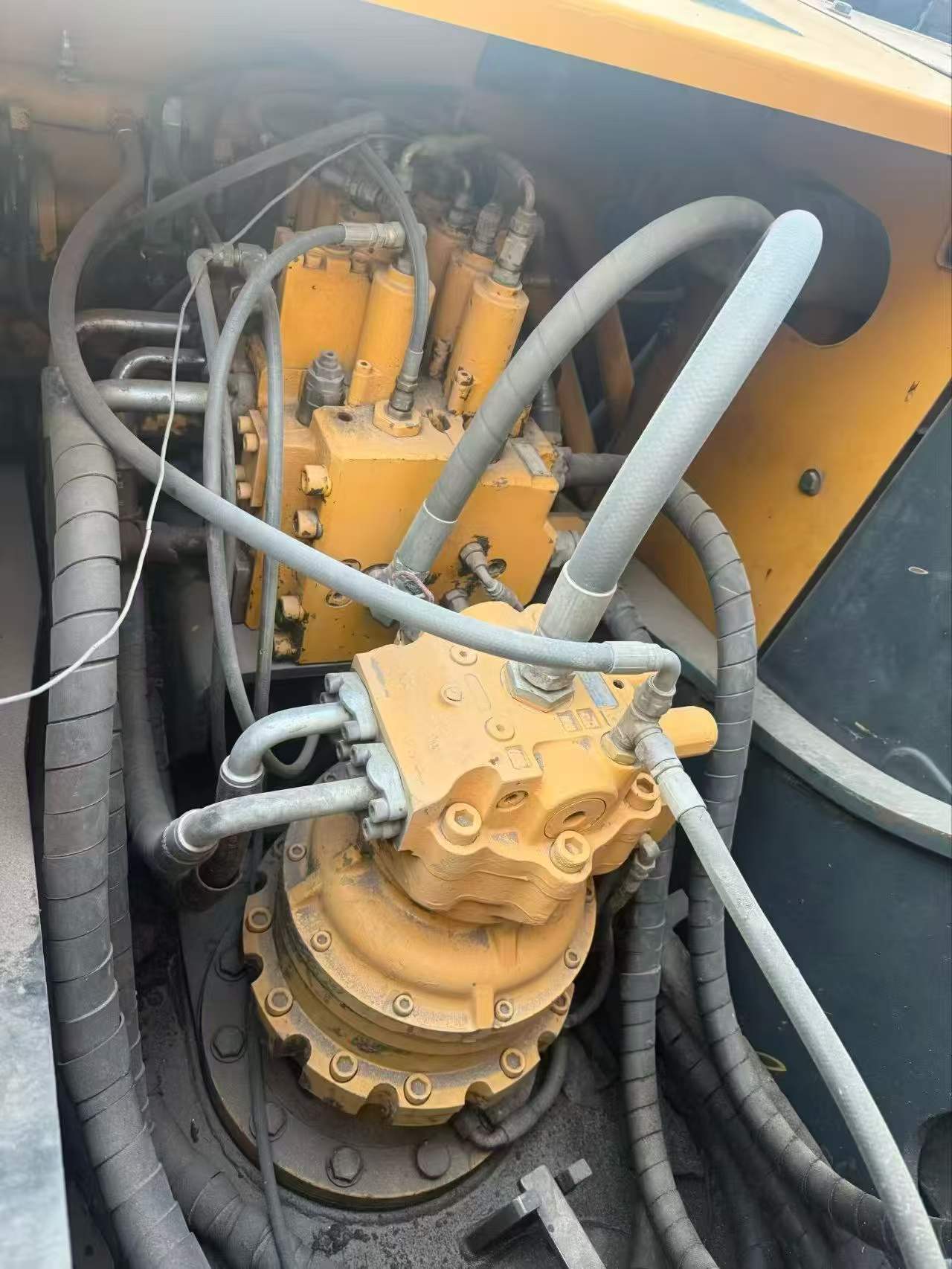 Buy Hyundai R215-7 Used Excavator / 5