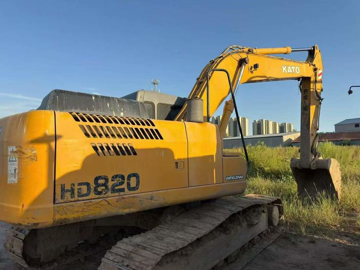 Buy Kato Used Excavator / 1