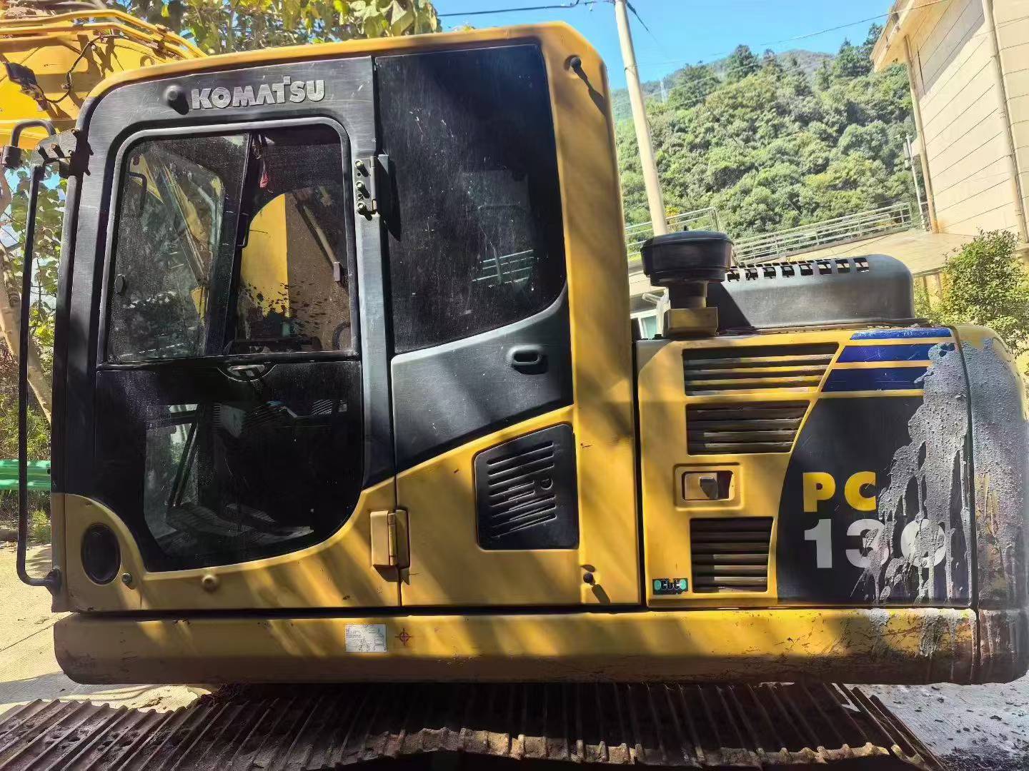 Buy Komatsu PC110-7 Used Excavator / 5