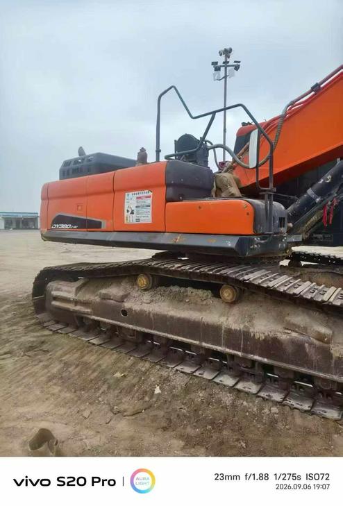 Buy Doosan DX380 Used Excavator / 1