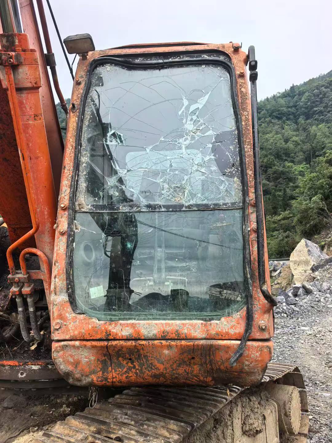Buy Doosan DH215-9 Used Excavator / 2