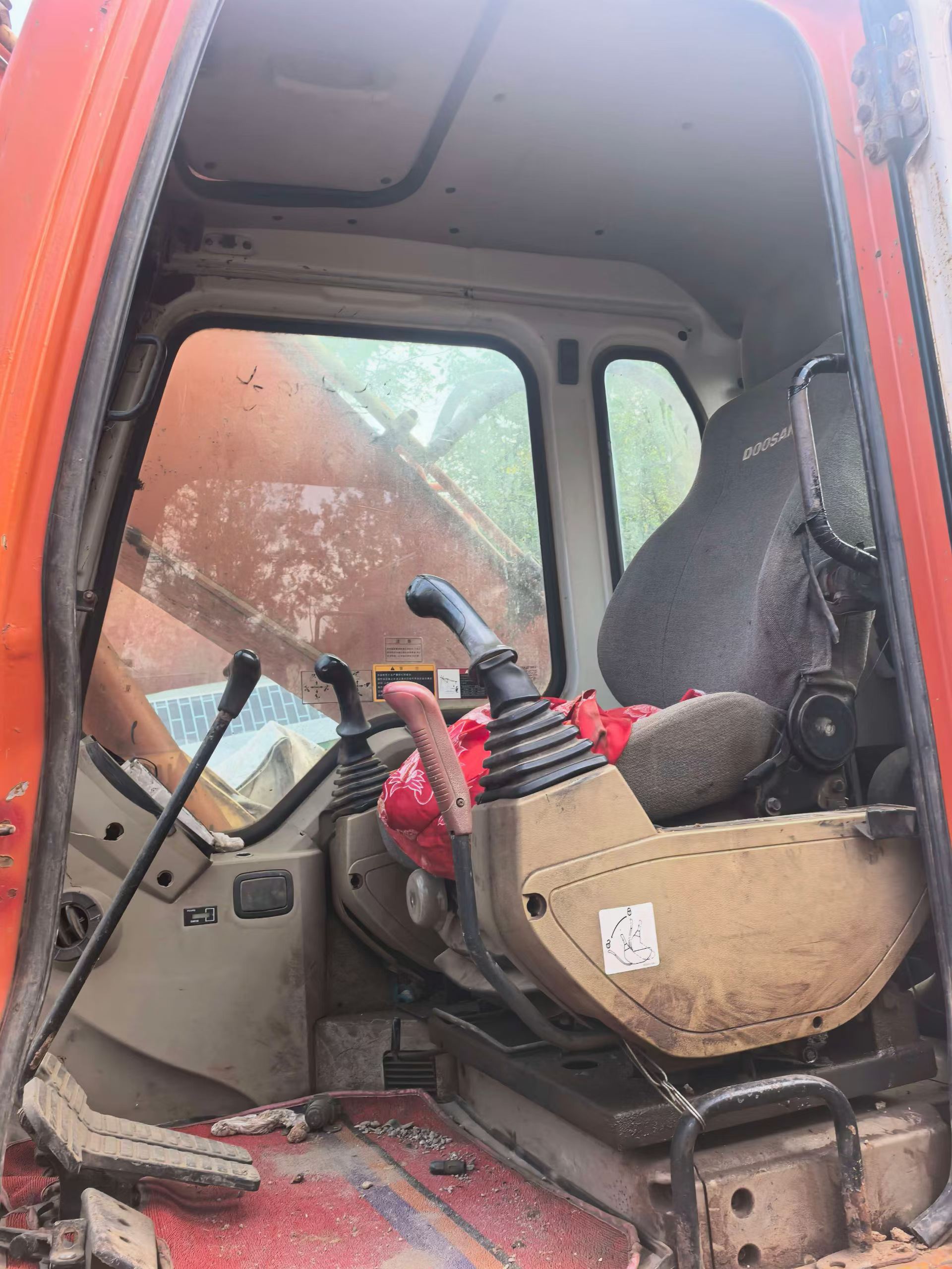 Buy Doosan S225 Used Excavator / 6