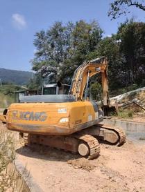 Buy XCMG XE205DA Used Excavator / 2 Buy XCMG XE205DA Used Excavator / 2