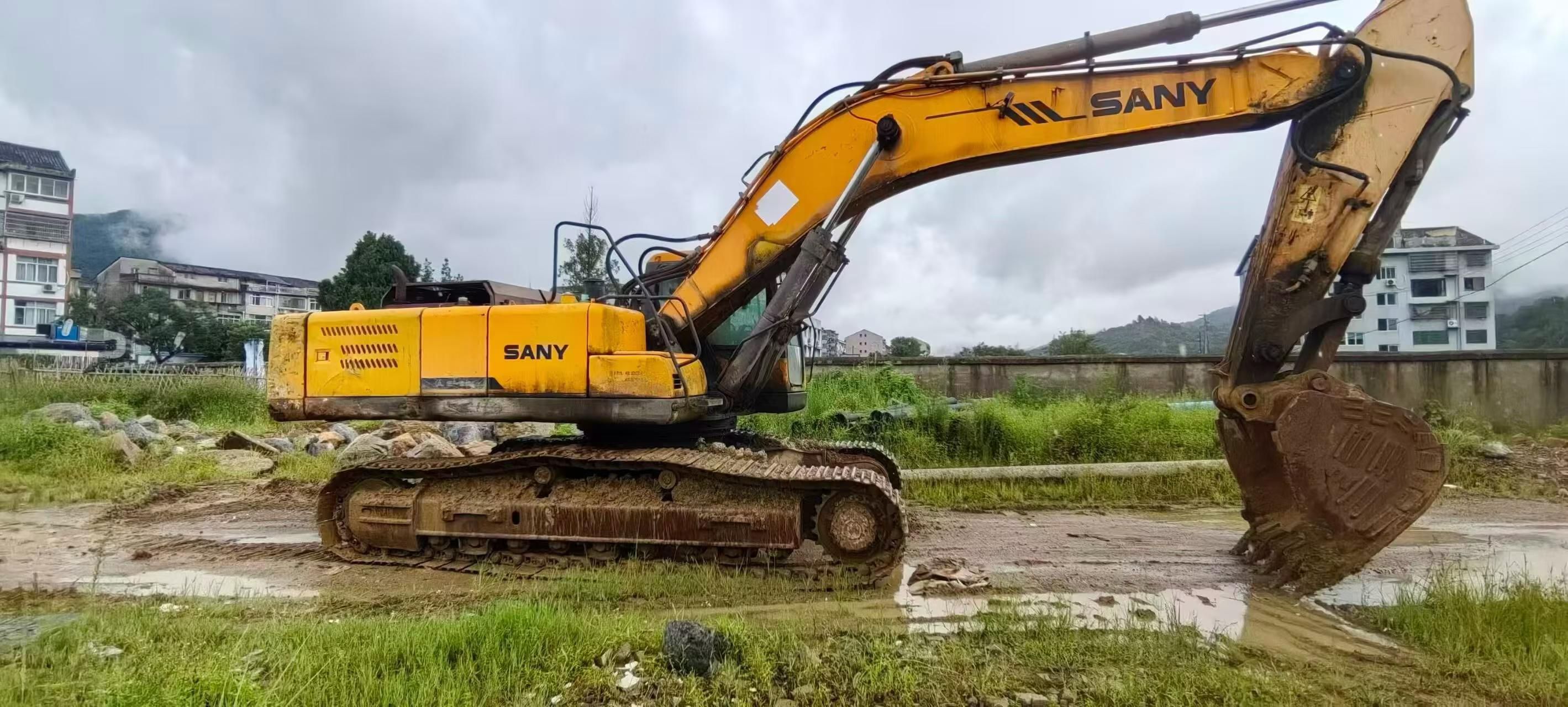 Buy Sany SY385C Used Excavator / 2