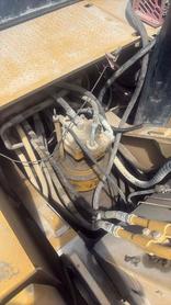 Buy Caterpillar 324D Used Excavator / 4 Buy Caterpillar 324D Used Excavator / 4