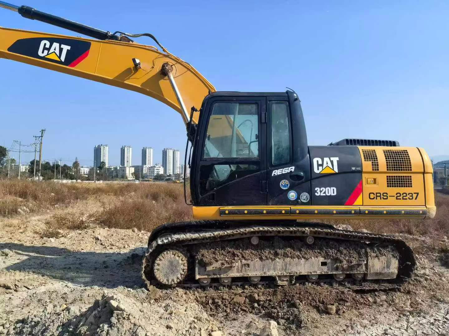 Buy Caterpillar 320A Used Excavator / 8