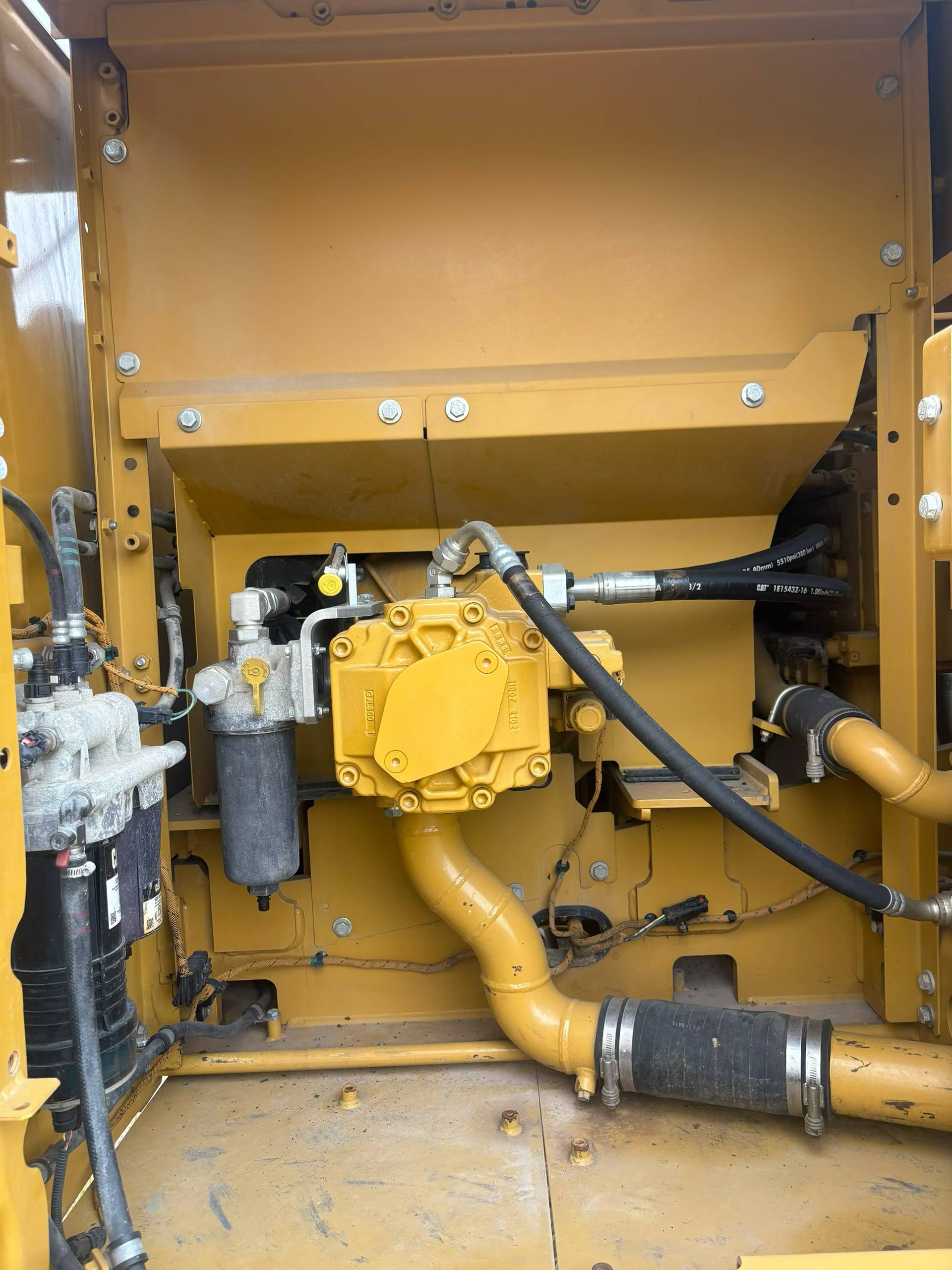 Buy Caterpillar 320GC Used Excavator / 6