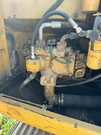 Buy Caterpillar 320D Used Excavator / 3 Buy Caterpillar 320D Used Excavator / 3