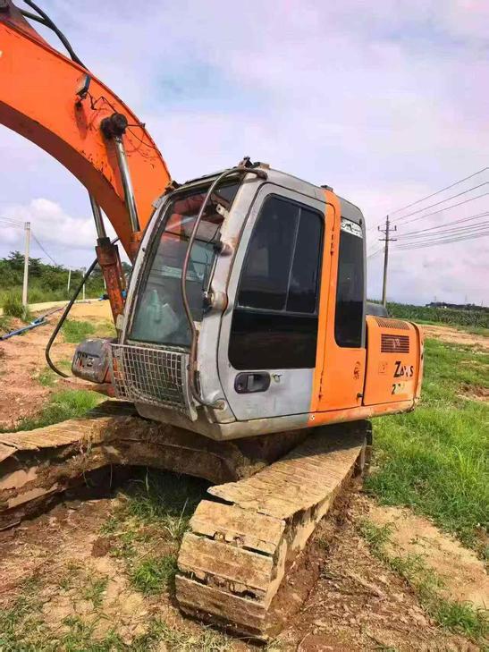 Buy Hitachi EX120-6 Used Excavator / 1