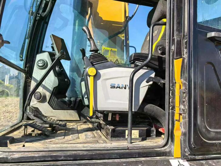 Buy Sany SY245H Used Excavator / 1