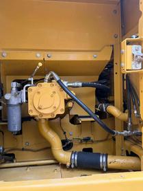Buy Caterpillar 323 Used Excavator / 3 Buy Caterpillar 323 Used Excavator / 3