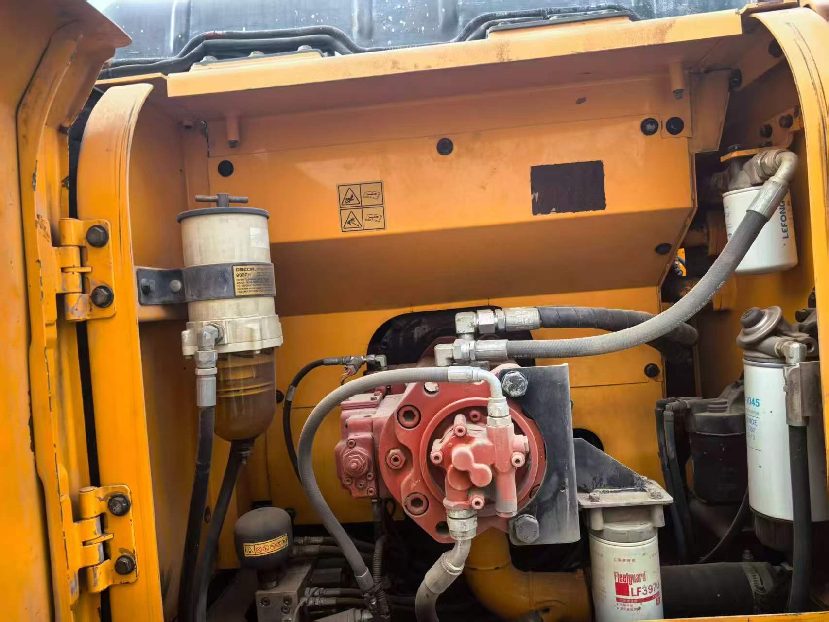 Buy Hyundai R215-7 Used Excavator / 8
