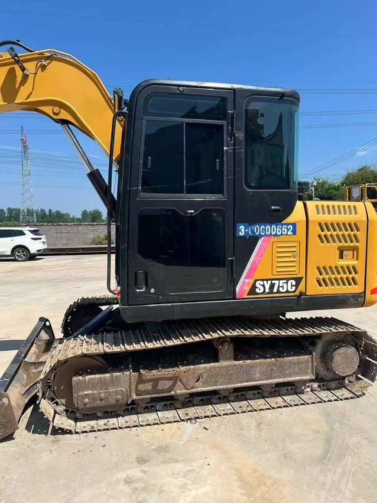 Buy Sany SY75 Used Excavator / 1