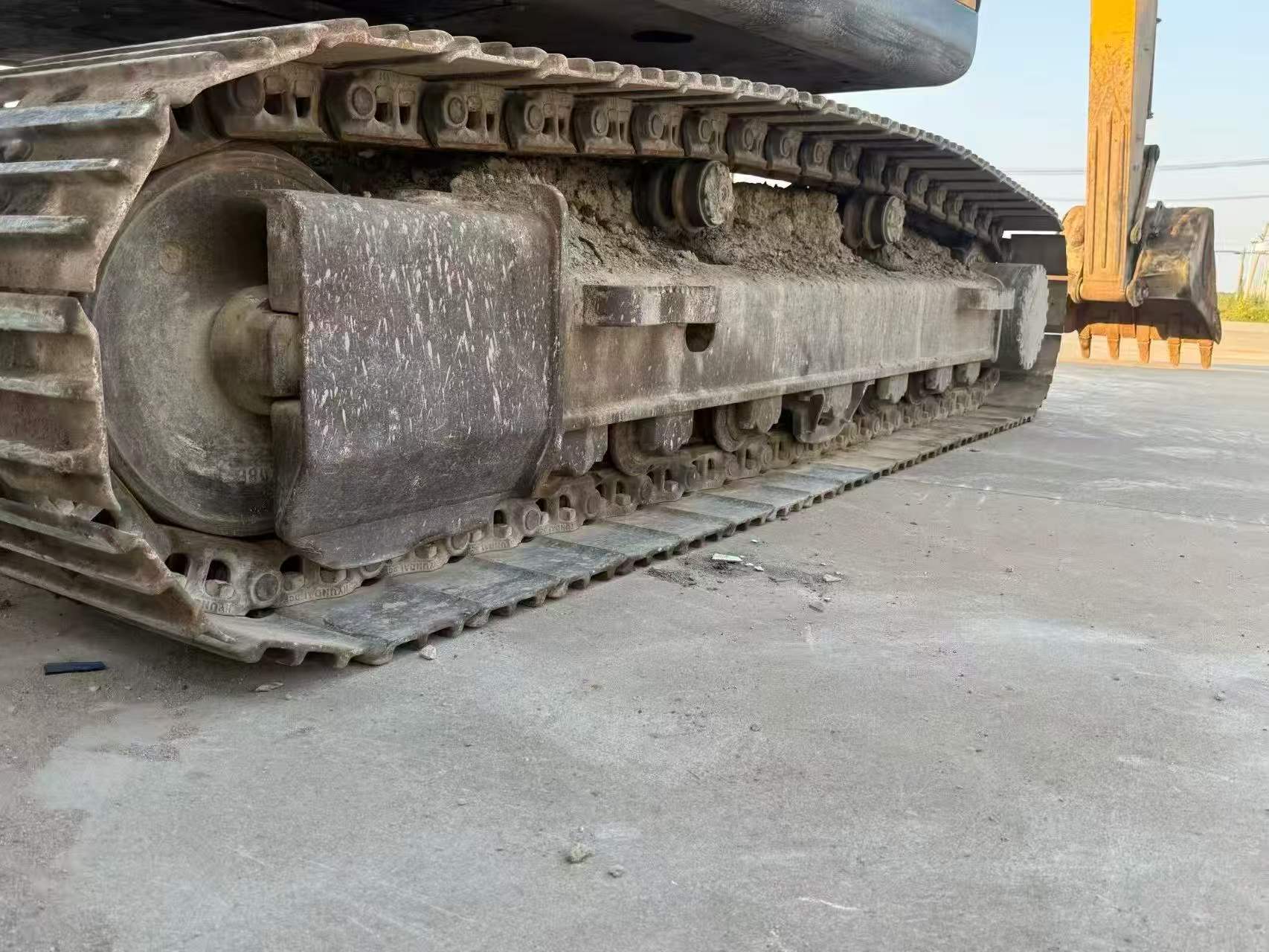 Buy Hyundai R215-7 Used Excavator / 4