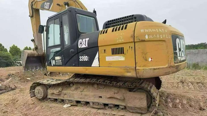 Buy Caterpillar 320D Used Excavator / 1